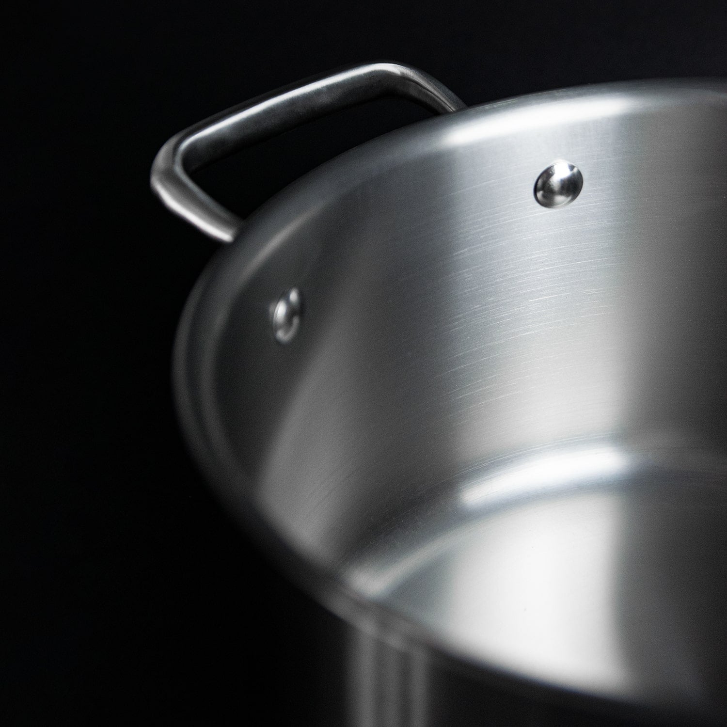 Batterie de cuisine classique complète en titane (14 pièces)